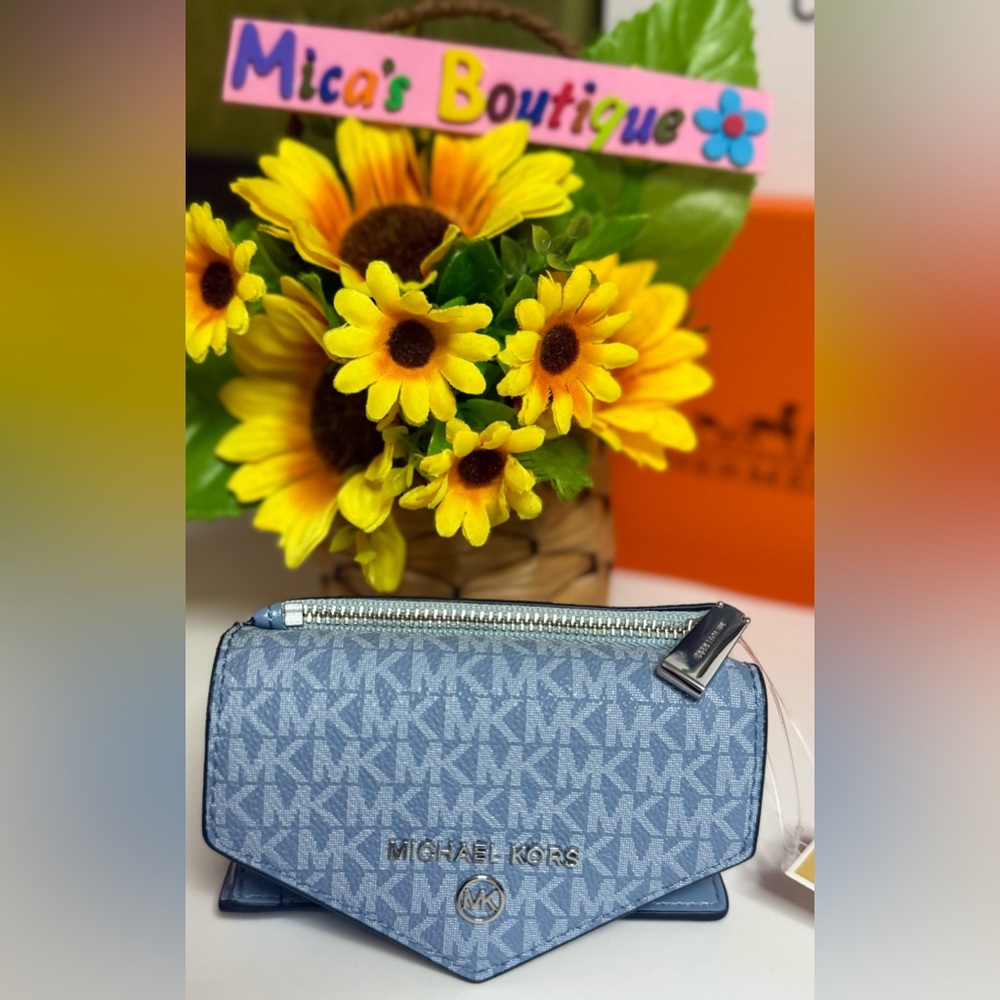 🆕MICHAEL KORS S Jet Set Light blue/Silver Charm MD Envelope Trifold Wallet - Picture 10 of 17